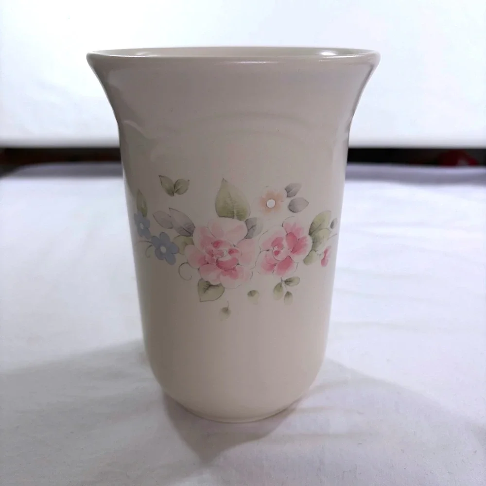 Pfaltzgraff Tea Rose Vase Vintage Ceramic Crock Stoneware Cream Pink USA Made
